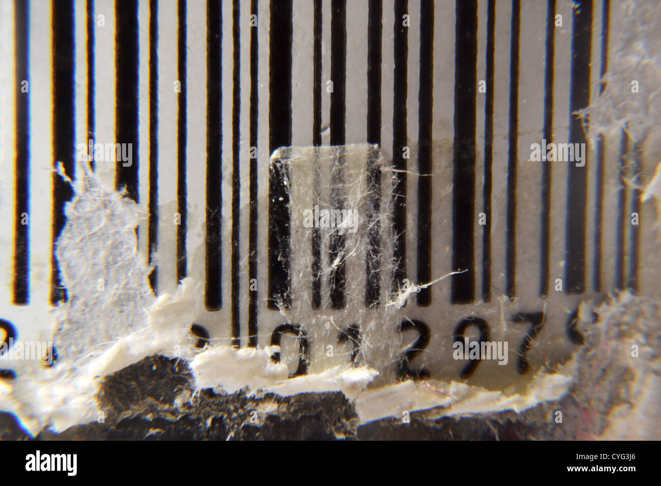 Barcode-Aufkleber, die teilweise abgerissen und peeling Stockfoto