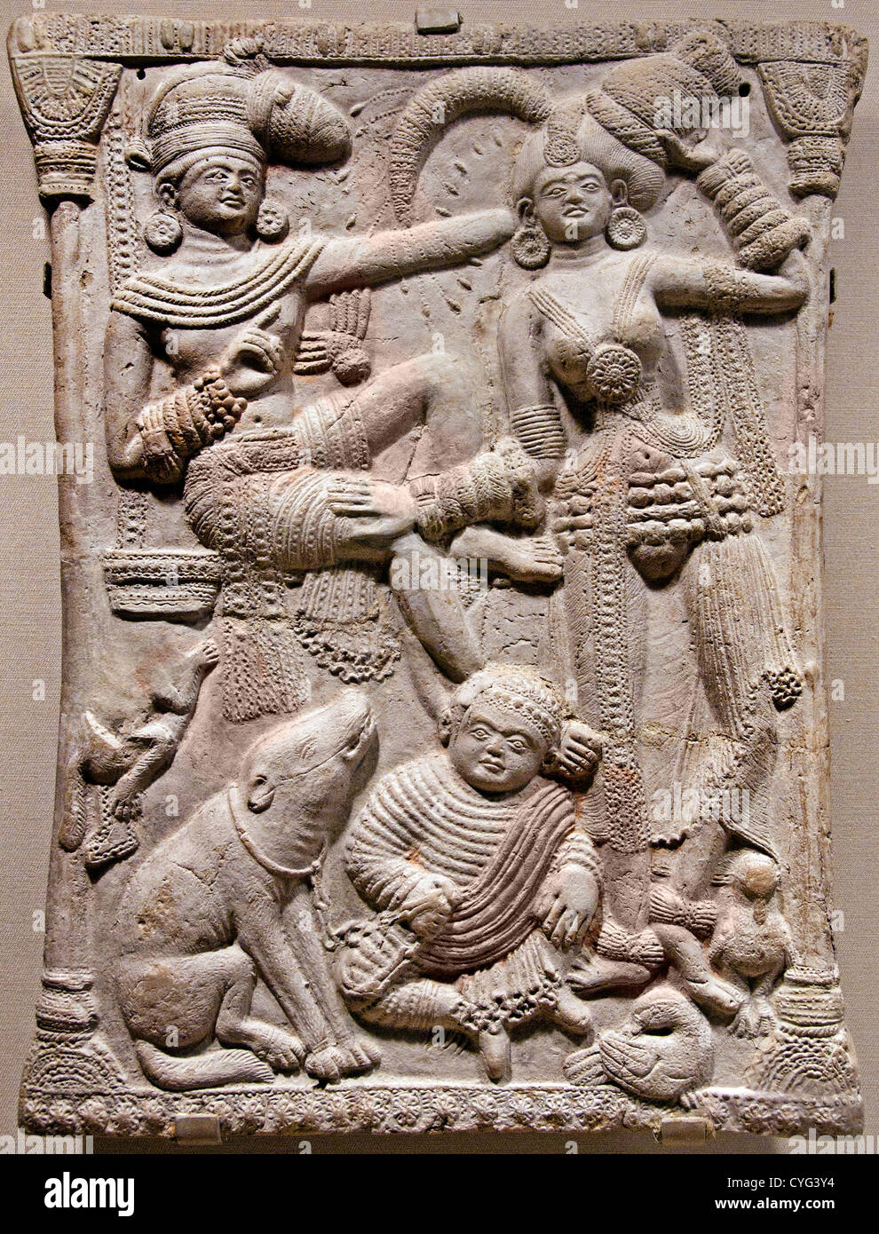 Plakette mit einem königlichen Familie Shunga1st Jahrhundert b.c. Indien West Bengal Chandraketugarh Terrakotta 32,5 cm Stockfoto