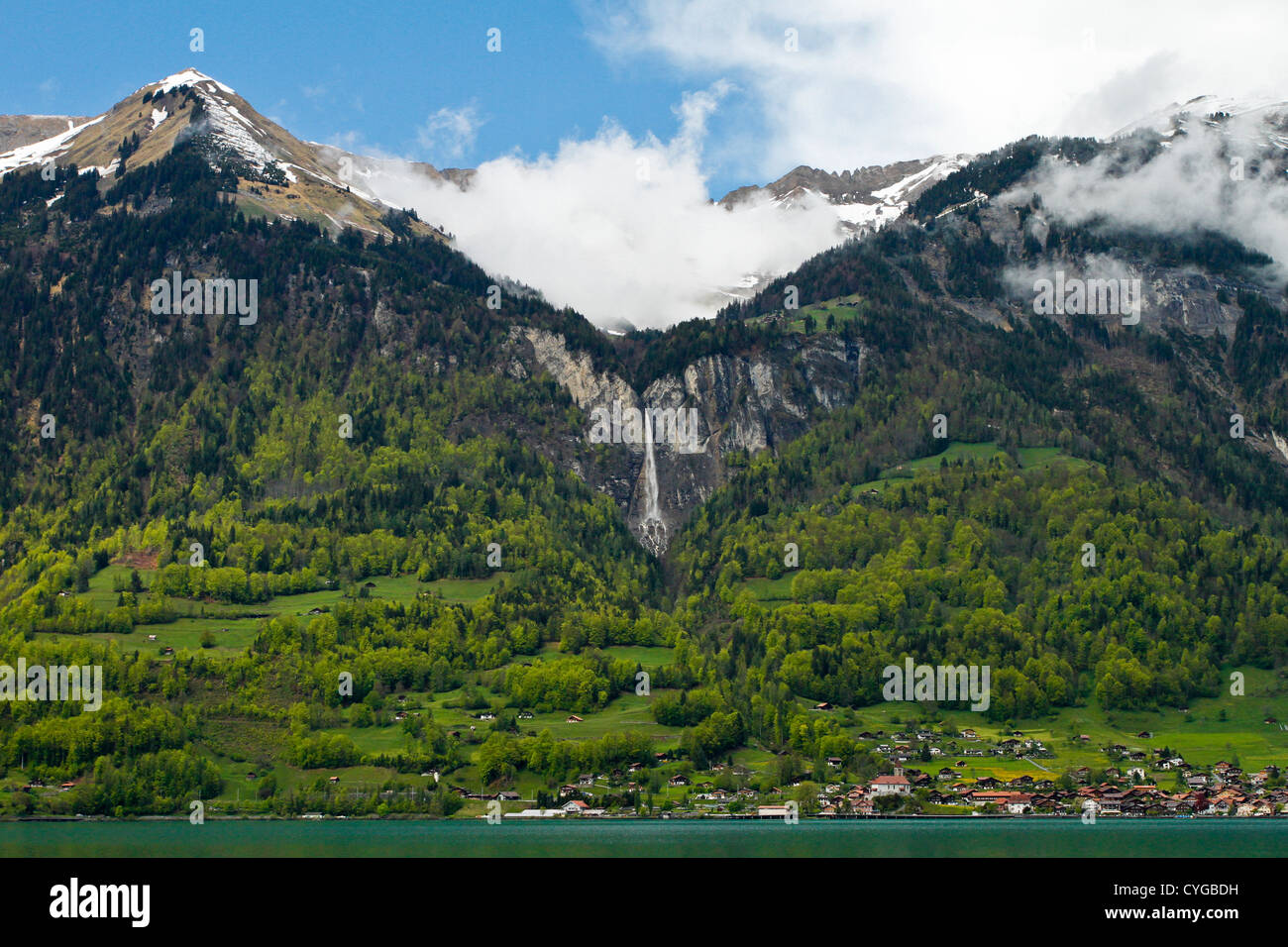 Wasserfall. Brienzersee, Schweiz Stockfoto