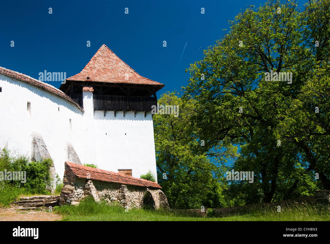 Deutsch-Weißkirch, Wehrkirche in Rumänien Stockfoto
