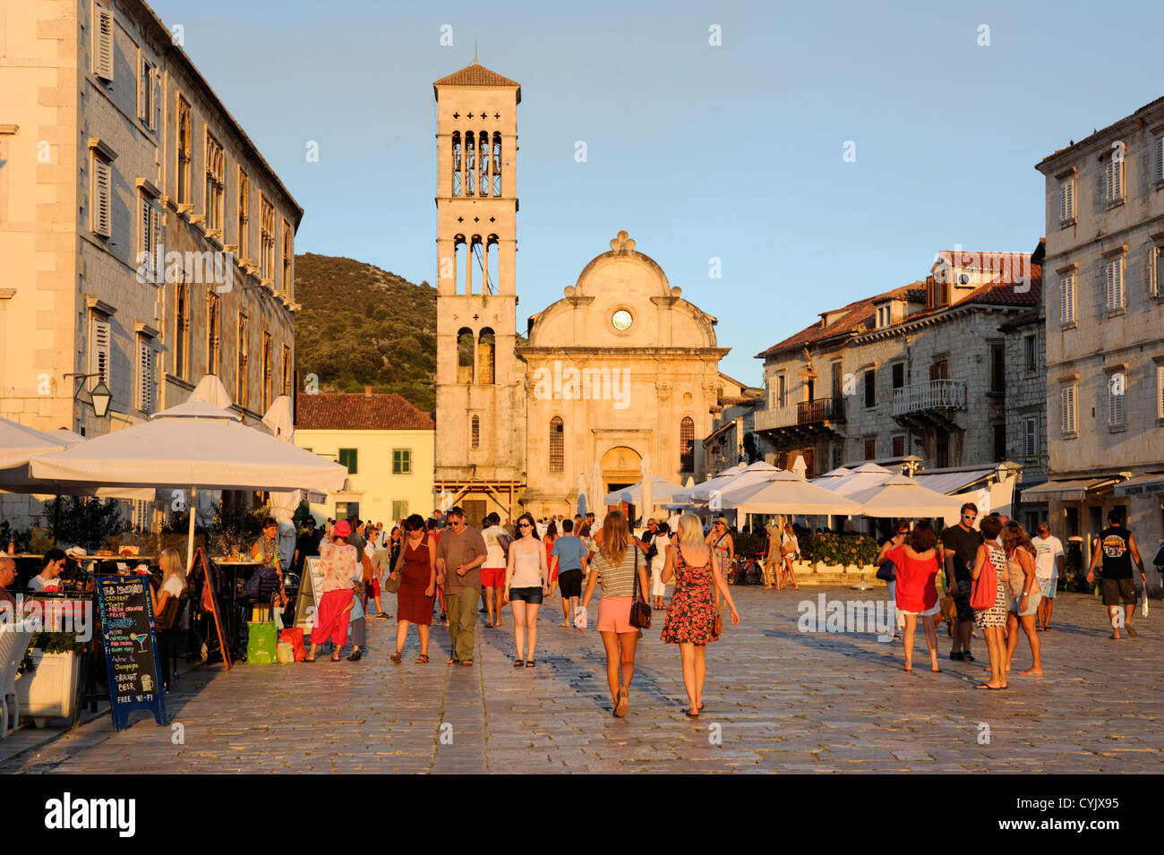 Kroatien, Dalmatien, Insel Hvar, Stadtplatz Hvar, Kathedrale Stockfoto