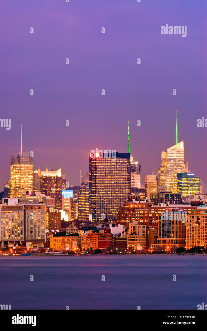 Midtown West Skyline, New York City, Manhattan, darunter die New York Times, One Penn Plaza und Bank of America Buildings. Stockfoto