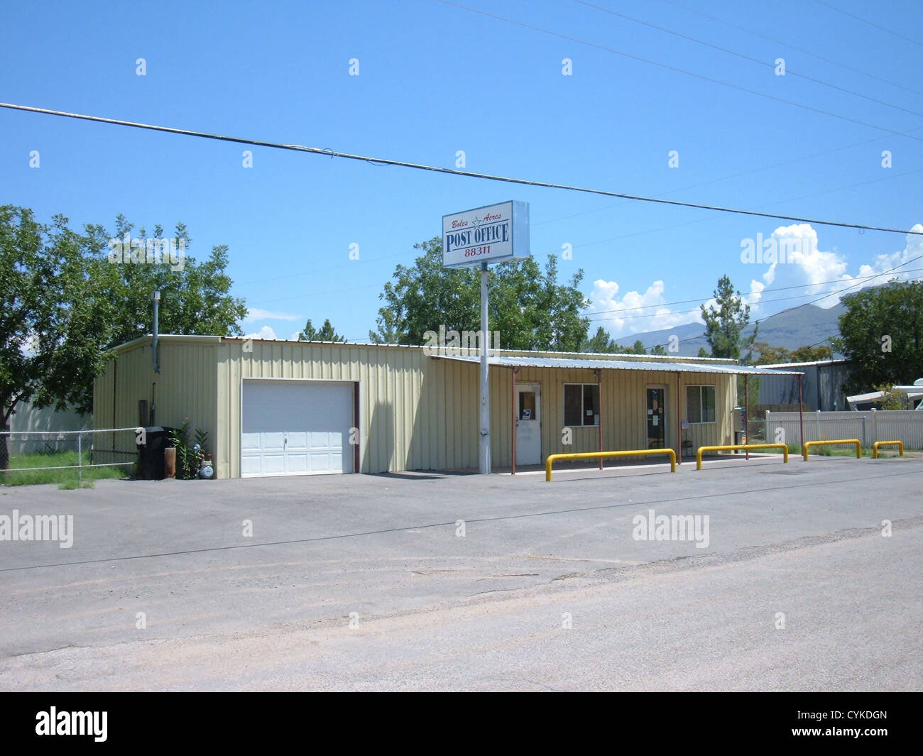 Boles Hektar Postgebäude, liegt bei 20 Suzy Ann Street in Boles Hektar, New Mexico Stockfoto