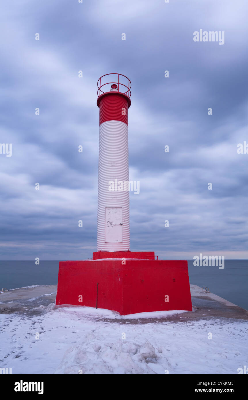 Leuchtturm im Winter in Oakville, Ontario. Stockfoto
