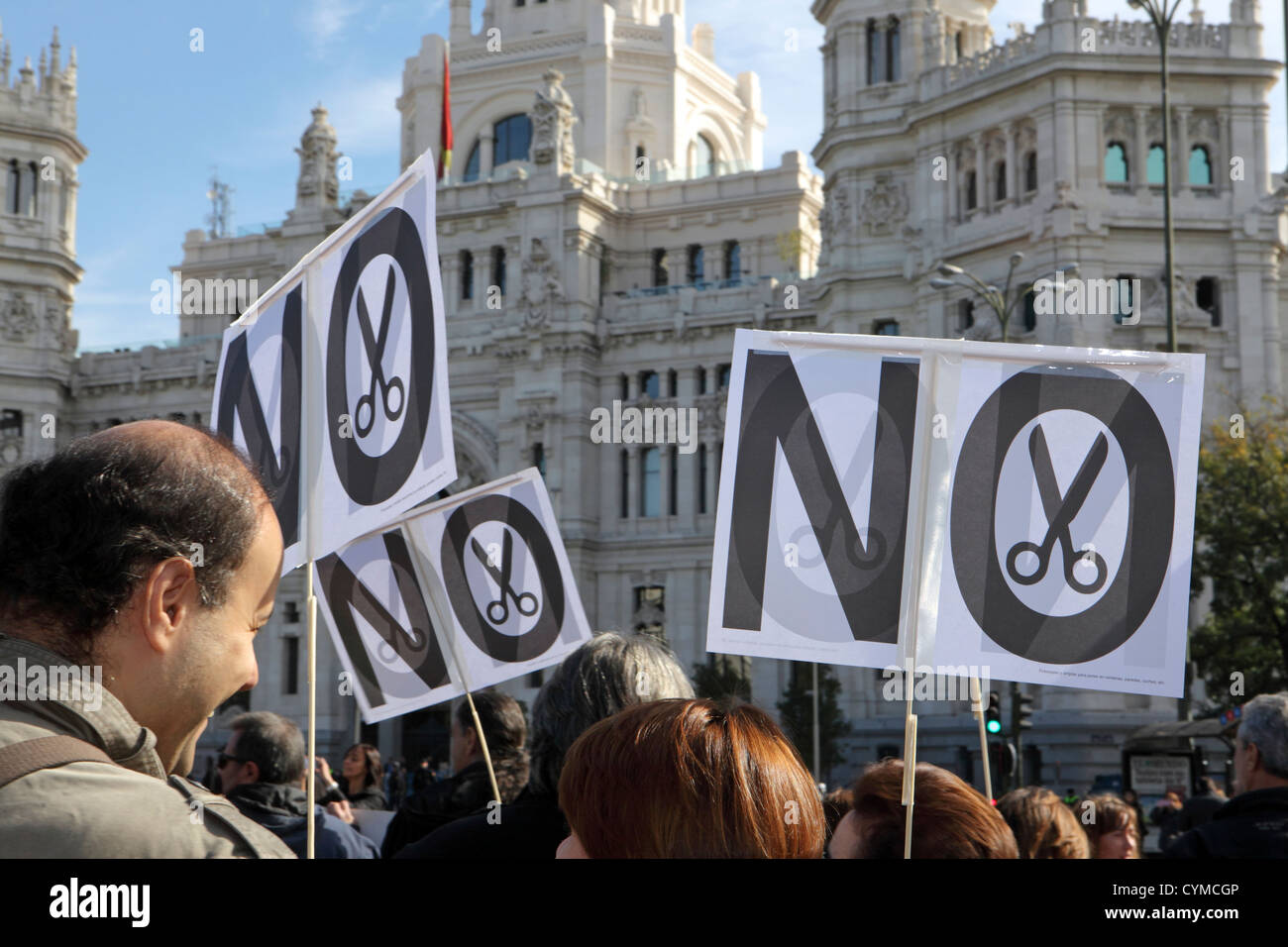 Gegen Sparpolitik No schneidet Demo Protest Plaza de Cibeles Madrid Spanien Stockfoto