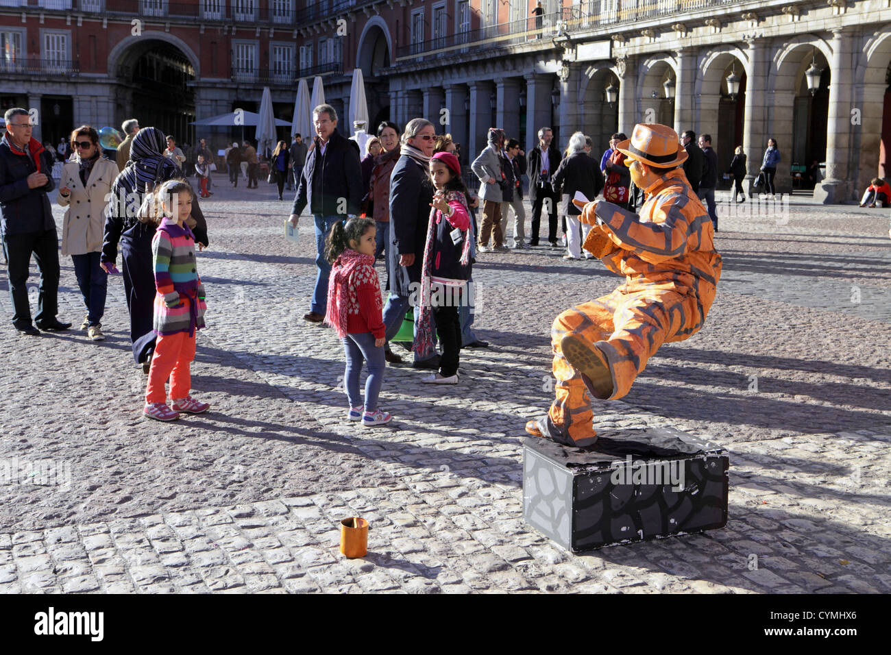 Straße Entertainer, menschliche Statue, Plaza Mayor, Madrid, Spanien Stockfoto
