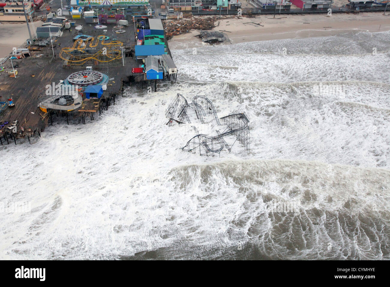 Luftaufnahmen der Schäden durch Hurrikan Sandy an der New Jersey Küste während einer Suche und Rettung Mission von 1-150 Assault Helicopter Battalion, New Jersey Army National Guard, 30. Oktober 2012 genommen. (US Air Force Foto von Master Sergeant Mark C. Olsen/freigegeben) Stockfoto