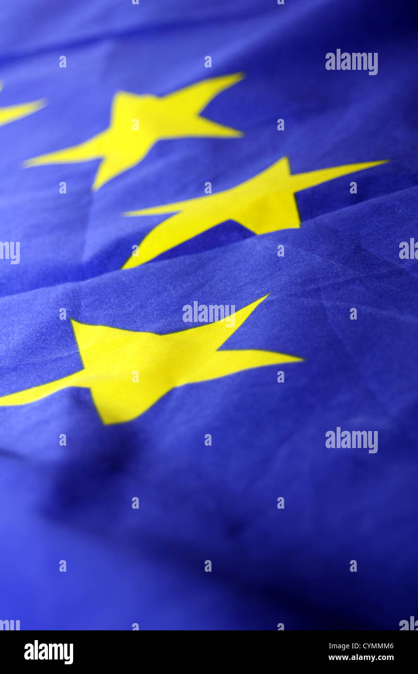 Blaue Flagge Mit Gelben Stern In Der Mitte Blaue flagge mit gelben sternen -Fotos und -Bildmaterial in hoher