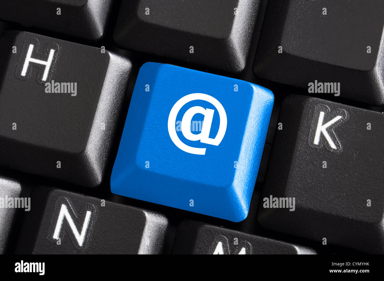 Internet e-Mail-Kommunikations-Konzept mit einer Taste auf der Computertastatur Stockfoto