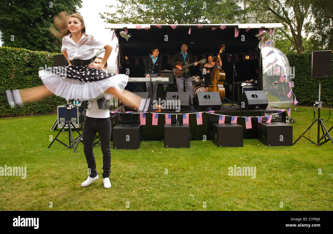 Jive tanzen in Goodwood Revival Meeting 2012 Stockfoto