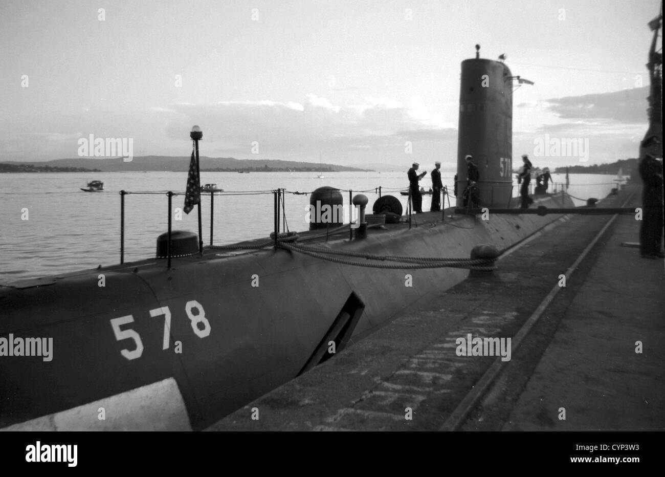 Der amerikanische nukleare u-Boot USS Skate, fotografiert im Hafen von Oslo, Norwegen, nach seiner Reise unter den Nordpol im Jahr 1958. Stockfoto