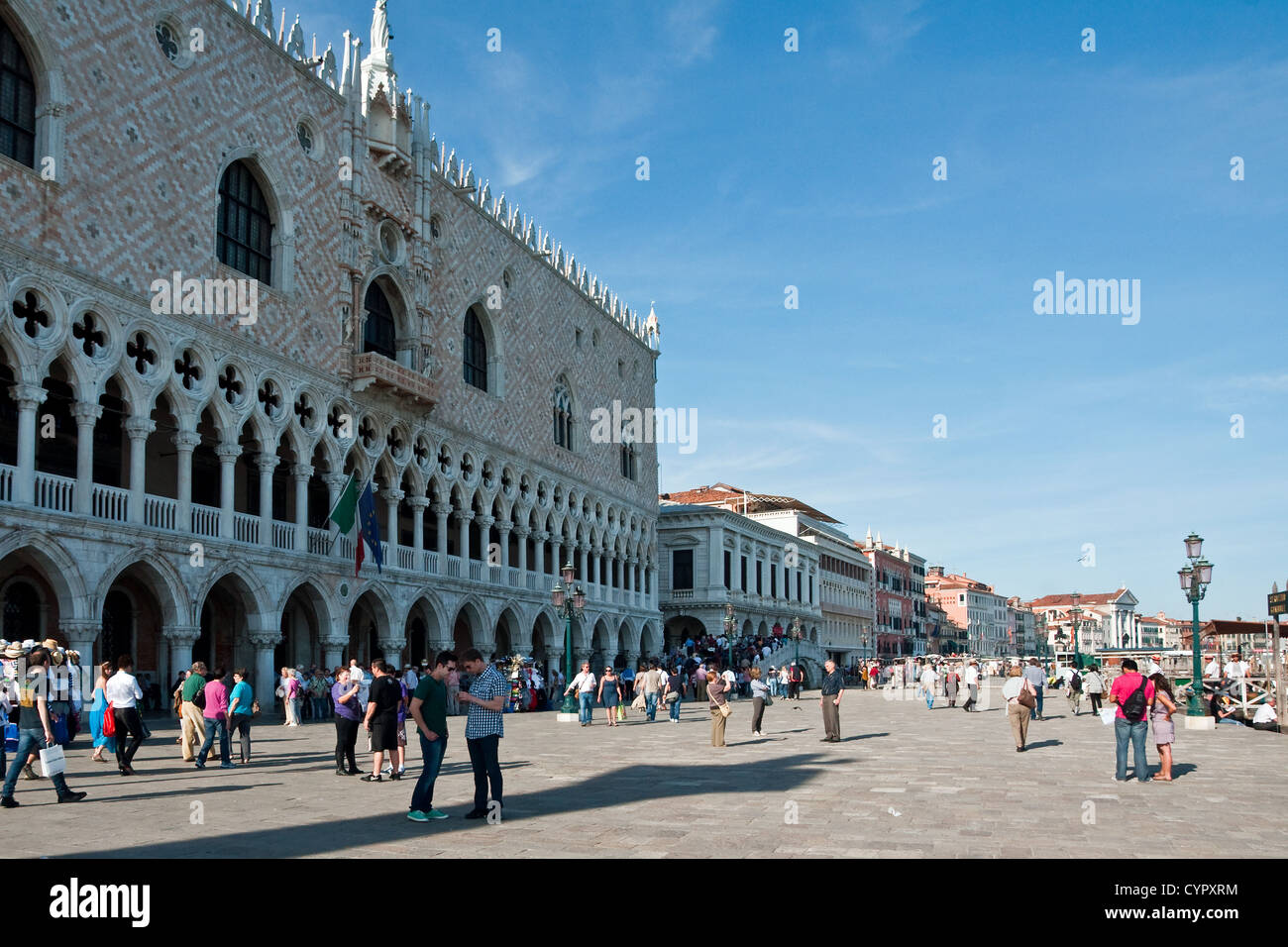 Dogenpalast und der Riva Degli Schiavoni, Venedig, Italien Stockfoto