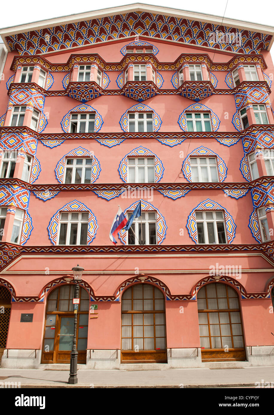 Die Genossenschaft Business Bankgebäude in Ljubljana. Es wurde vom slowenischen Architekten Ivan Vurnik und im Jahre 1922 gebaut. Stockfoto