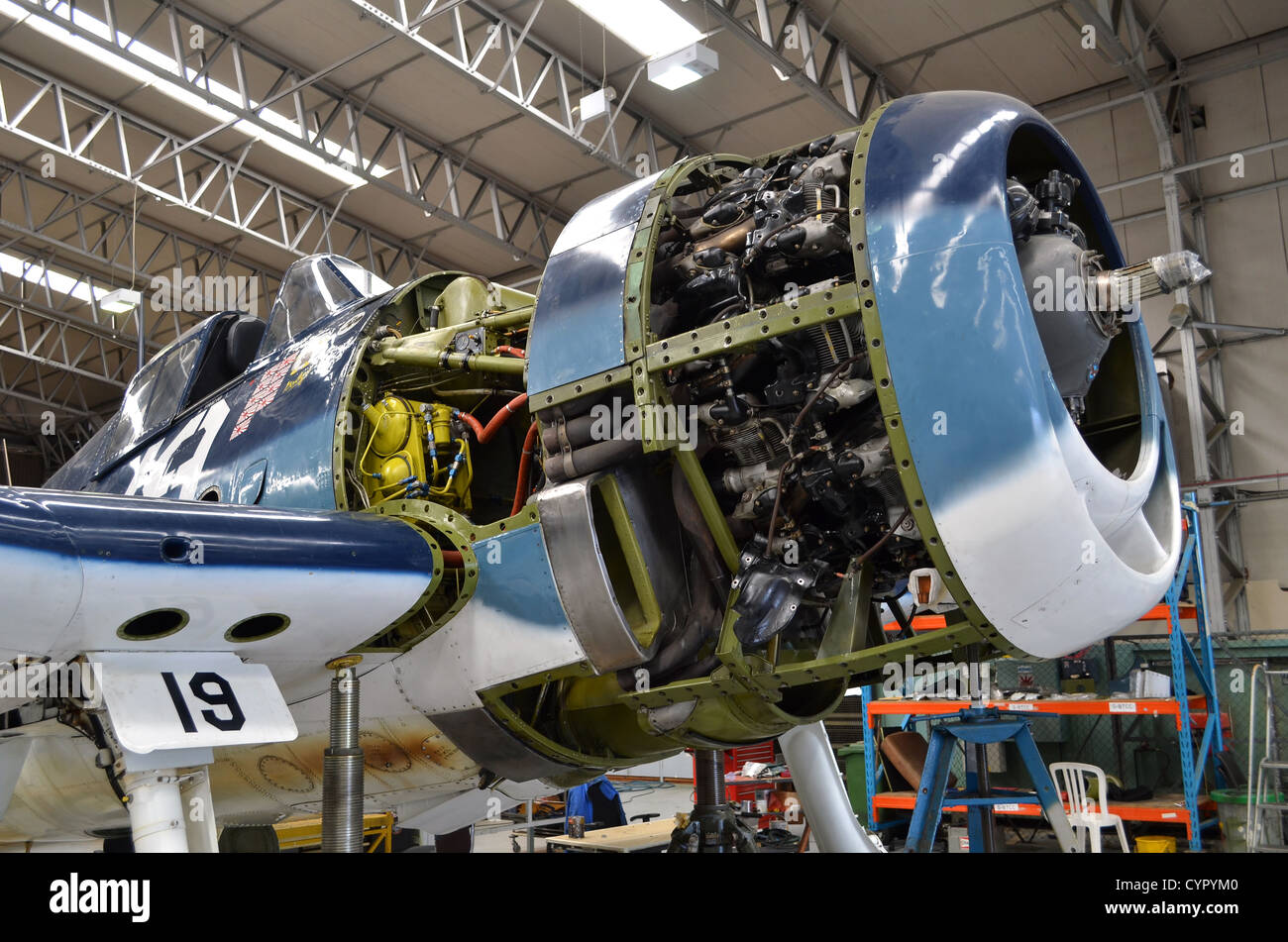 Pratt & Whitney R-2800-10RW Double Wasp Sternmotor auf eine erhaltene Grumman F6F - 5K Hellcat gewartet in Duxford Stockfoto