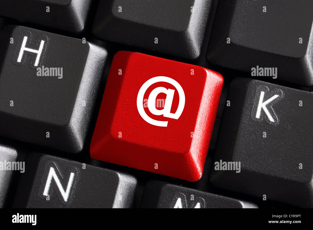 Internet e-Mail-Kommunikations-Konzept mit einer Taste auf der Computertastatur Stockfoto