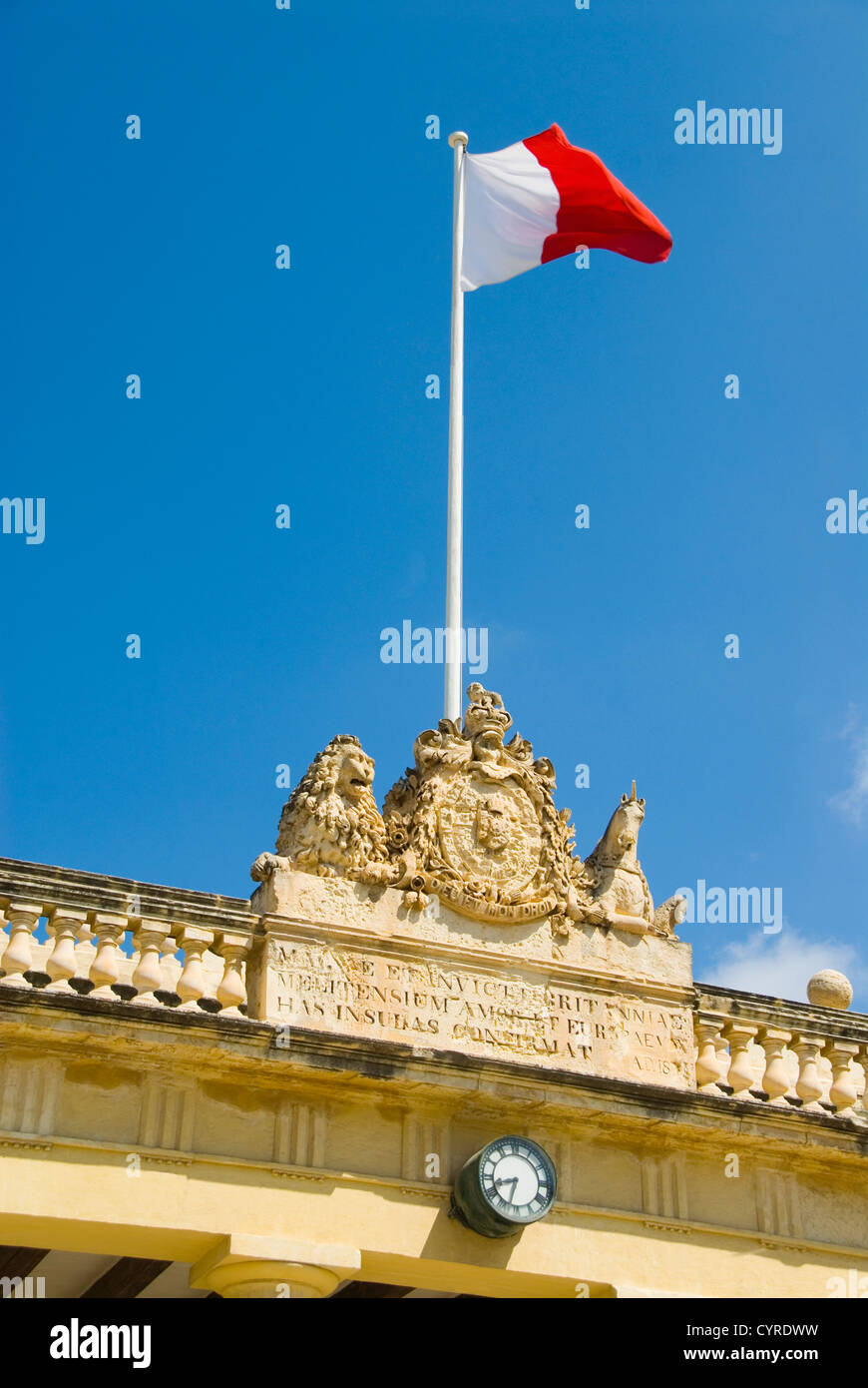 Maltesischer Flagge auf dem Dach eine Großmeister Palast, Valletta ...