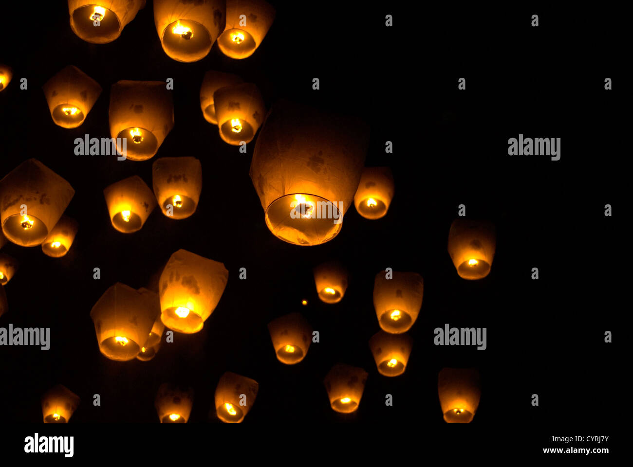 Es ist Taiwan benutzerdefinierte - Himmel-Lampe, schreiben Ihren Wunsch und lasst sie gehen, wie einen Ballon. Stockfoto