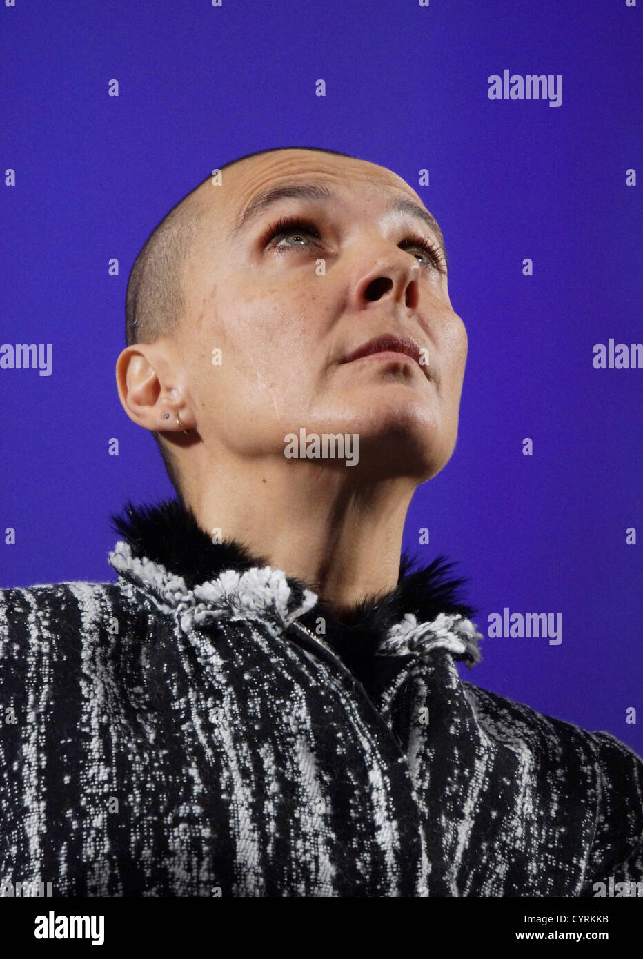 7. November 2012 - Moskau, Russland - November 07,2012. Moskau, Russland. Im Bild: Italienische Schauspielerin Rosalinda Celentano besucht die Premiere von Â €œThe Nacht des Films Shroudâ€ "Strahlenden Engel" International Film Festival. (Kredit-Bild: © PhotoXpress/ZUMAPRESS.com) Stockfoto