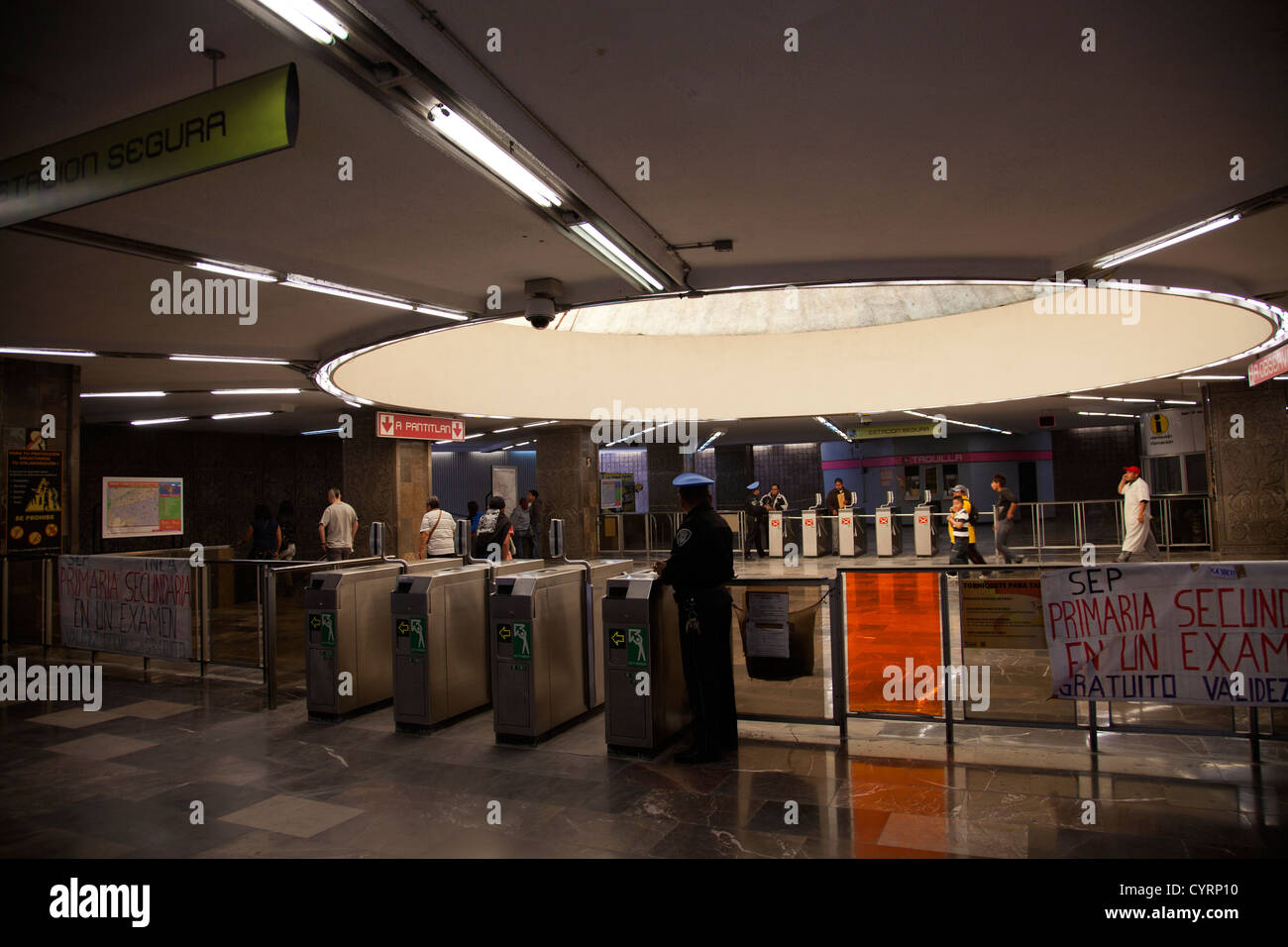 Estacion Insurgentes Metro Drehkreuze in Mexiko-Stadt DF Stockfoto