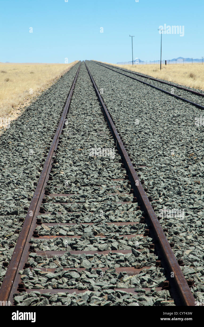 Vor kurzem umgebaut Eisenbahnstrecke zwischen Keetmanshoop und Lüderitz, Namibia Stockfoto