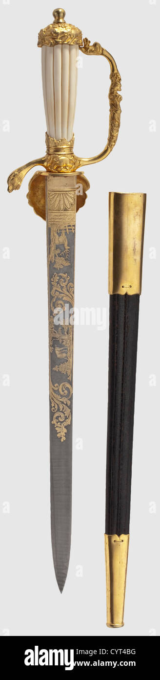 Ein deutscher zeremonieller Jagdaufhänger, um 1800 Einkantige Klinge aus Damaststahl mit Jagdszenen, beidseitig geätzt und vergoldet.auf der Vorderseite mit der Aufschrift "Eisenhauer Schlagfrei" und auf der Rückseite mit der Aufschrift "J.A.Henckels Solingen".auf der Rückseite ist die verzierte Klinge mit der Aufschrift "Damaststahl" und Jagdszenen versehen.Feuervergoldeter Messinggriff mit tief geschnittenen Ornamentmustern.Elfenbeingriff.A Schwarze Lederscheide mit dekorativen, feuervergoldeten Befestigungen. In fast neuem Zustand. Länge 51 cm. EIN Jagdhaken in atemberaubender Qualität, mit einer Damaszenklinge, Zusatzrechte-Abfertigung-nicht verfügbar Stockfoto