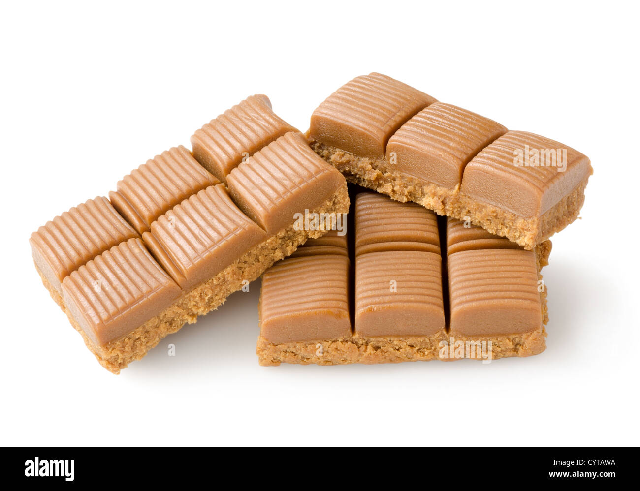 Milchschokolade, die isoliert auf weißem Hintergrund Stockfoto