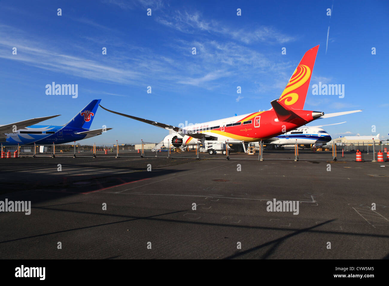 Fertige Boeing 787 Dreamliner warten im Boeing-Werk in Everett, Washington, USA Stockfoto