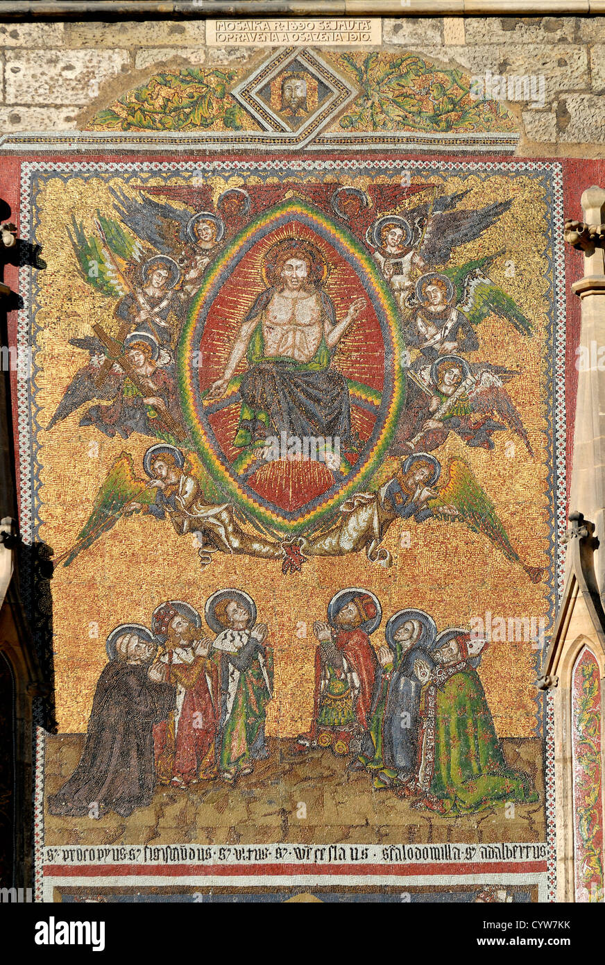 Prag, Tschechische Republik. St-Veits-Dom. Golden-Portal - Mosaik des jüngsten Gerichts, 14thC von venezianischen Künstlern Stockfoto