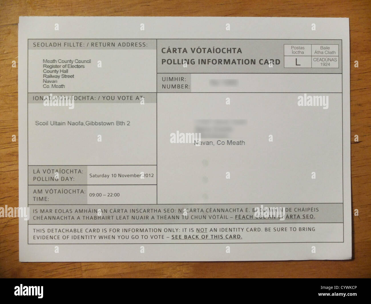 10. November 2012.Voting startet in die 2012 Kinder Referendum.Pictured in Gibbstown National School (Meath Ost Wahlkreis Wahllokal), County Meath ist eine gültige Polling-Karte. Die vorgeschlagene Verfassungsänderung befasst sich mit einer Reihe von Bereichen der ChildrenÕs Rechte einschließlich Annahme, Schutz, staatliche Intervention in Fällen von Vernachlässigung und den Kindern ein Mitspracherecht in ihren eigenen Schutz-Verfahren. Foto: BARRY CRONIN Stockfoto