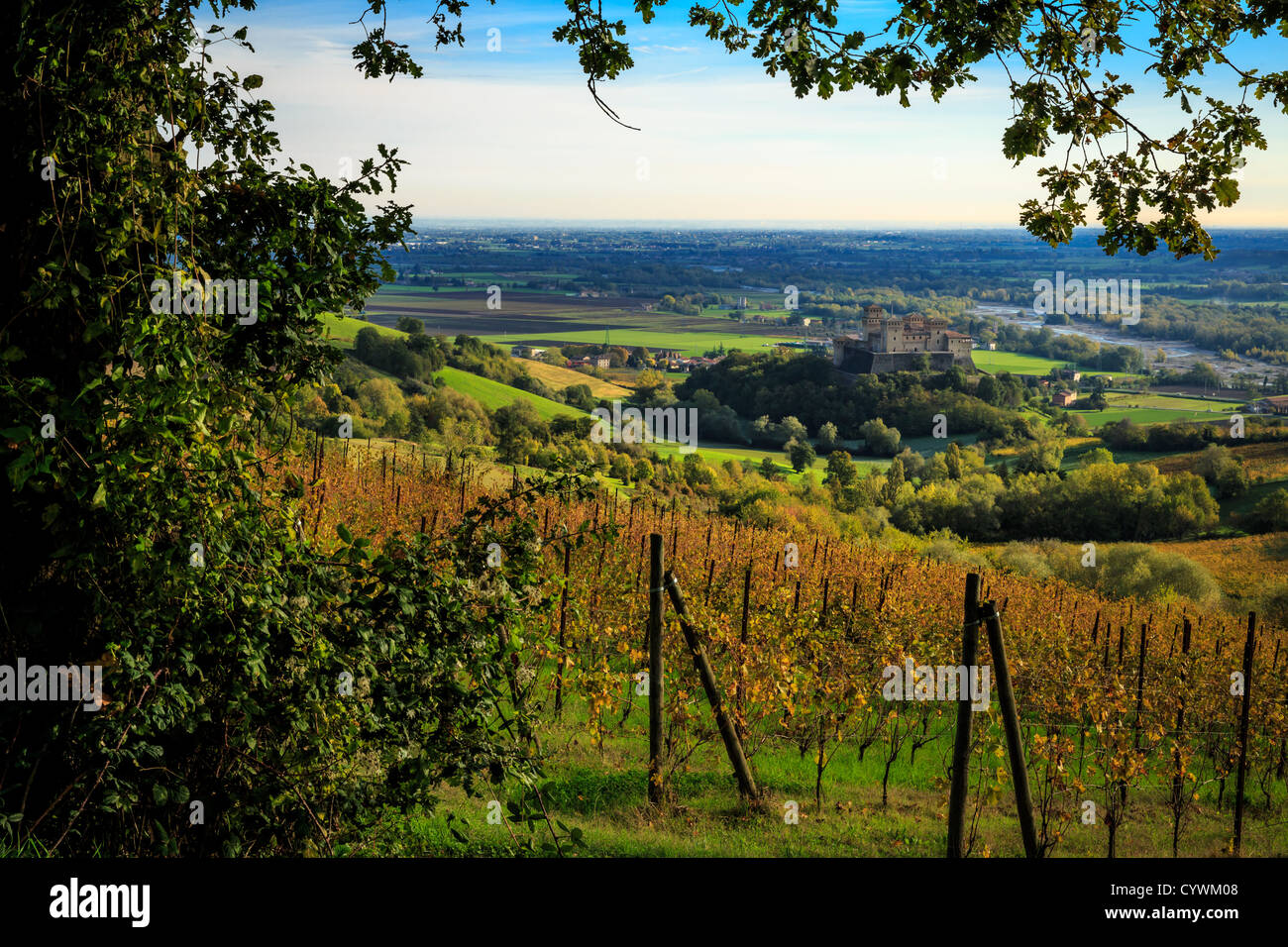 Blick von den Apenninen nach der Po-Ebene, Langhirano, Parma, Italien Stockfoto