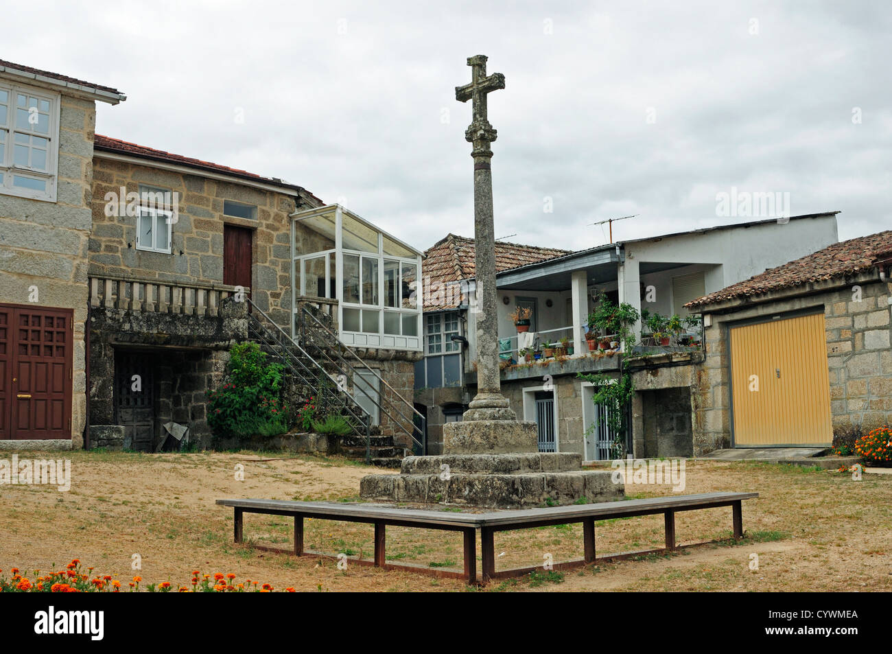 Steinkreuz in San Clodio Dorf. Leiro, Ourense, Galicien, Spanien Stockfoto