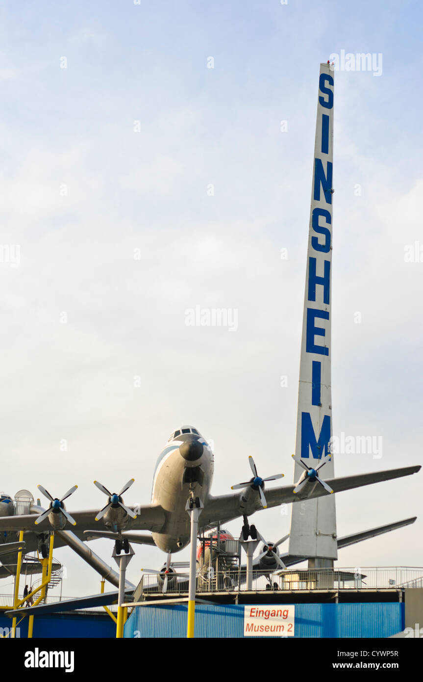 Vintage classic Flugzeuge auf dem Display an das Auto & Technik Museum Sinsheim, Süddeutschland Stockfoto