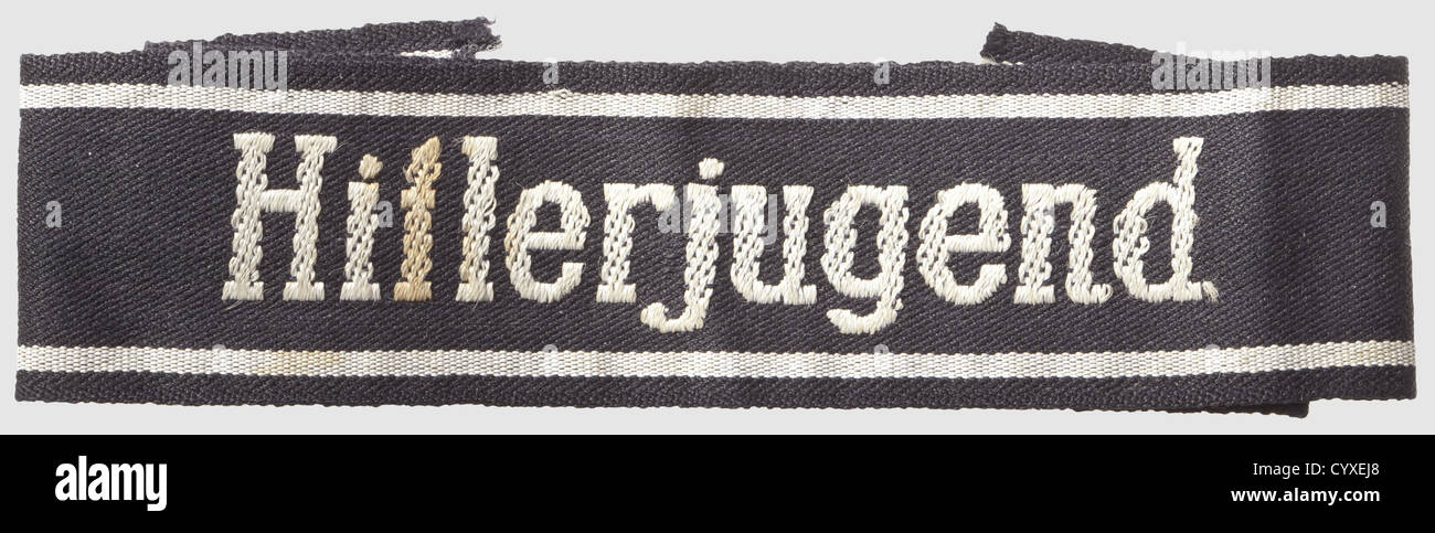 Sleeveband der 12. SS-Division 'Hitlerjugend', für Männer, bevo-Typ, maschinengewebt, silbergrauer Fadenaufschrift, unveröffentlicht. Länge 46 cm, historisch, historisch, 1930er, 20. Jahrhundert, Geheimdienst, Sicherheitsdienst, Geheimdienste, Sicherheitsdienste, Polizei, bewaffneter Dienst, bewaffnete Dienste, NS, Nationalsozialismus, Nationalsozialismus, Drittes Reich, Deutsches Reich, Deutschland, Utensil, Ausrüstungsgegenstände, Gegenstände, Objekte, Stills, Ausschneiden, Ausschneiden, Ausschneiden, Ausschneiden, Faschismus, Faschismus, Nationalsozialismus, Nazi, Nazi-Periode, Uniformen, nicht-Uniformen Stockfoto