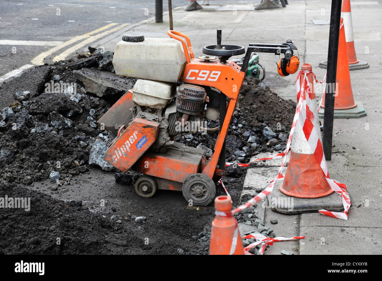 Ein Norton Clipper C99 im Straßenbau in Großbritannien Stockfoto