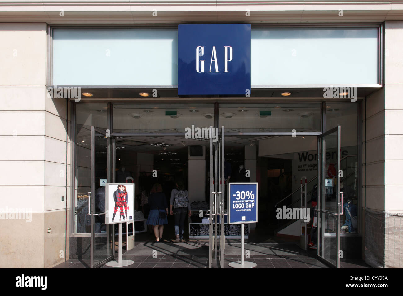 GAP-Store in Paris Stockfoto