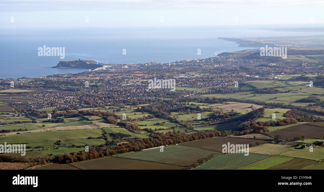 Luftbild von der Yorkshire Coast von Scarborough nach Süden Stockfoto