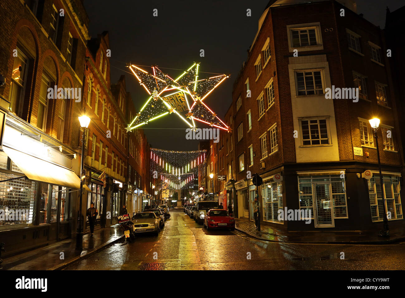 London, UK. 12. November 2012. Weihnachtsbeleuchtung und Dekorationen in Seven Dials, Covent Garden, London, England Stockfoto