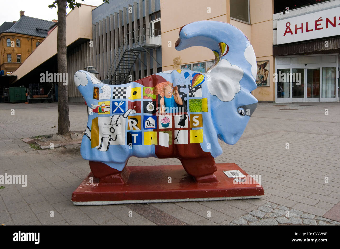 Kåre Ziege Falun Schweden Schwedische Kunst im öffentlichen Raum Symbol gemalt Straßenkunst Stockfoto