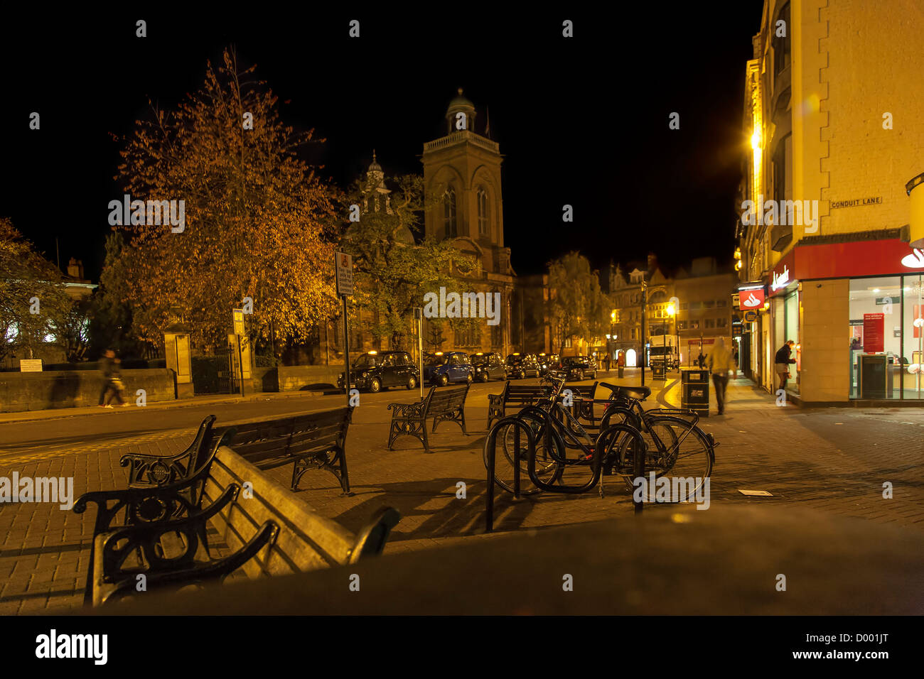 Northampton Town Centre bei Nacht Stockfoto