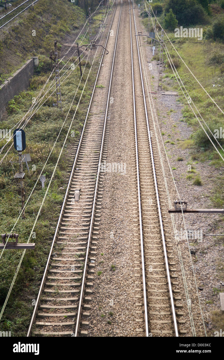 Luftaufnahme von zweierlei Eisenbahn in Asturien Spanien Stockfoto
