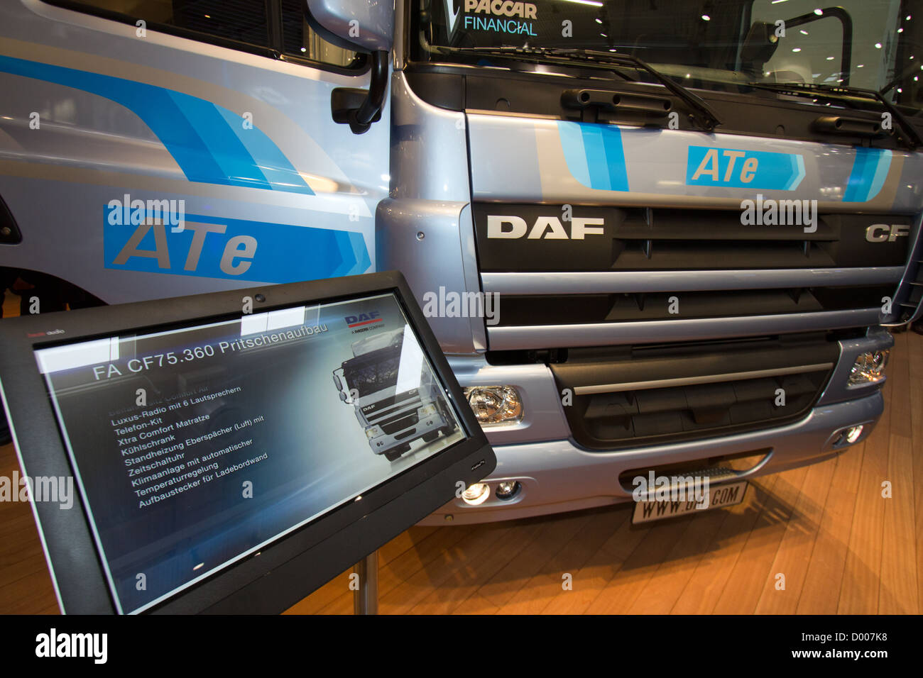 Neue DAF XF Euro 6 LKW auf der internationalen für Nutzfahrzeuge in Hannover, Deutschland Stockfoto