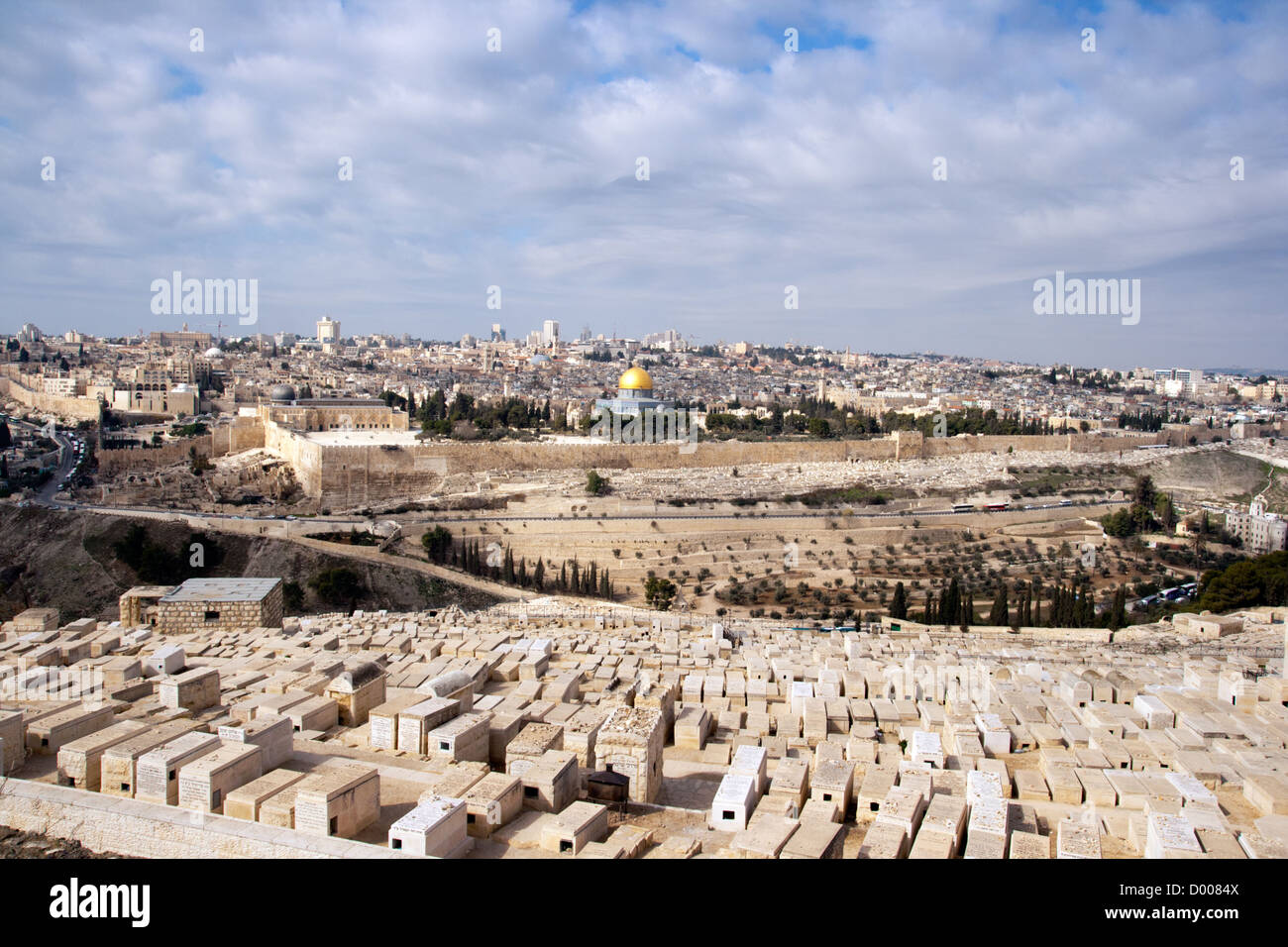 Blick von den Gräbern der Ölberg auf alte Jerusalem, Israel Stockfoto