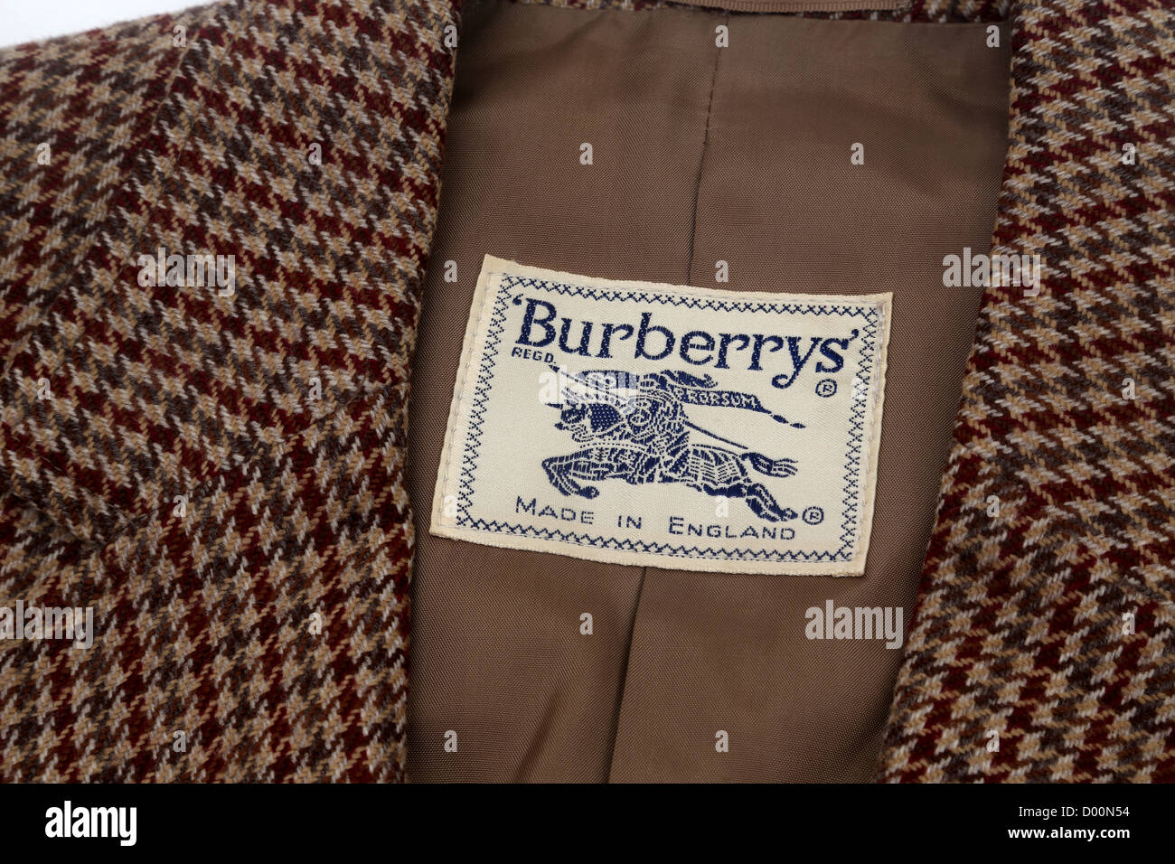 burberry jacket tag