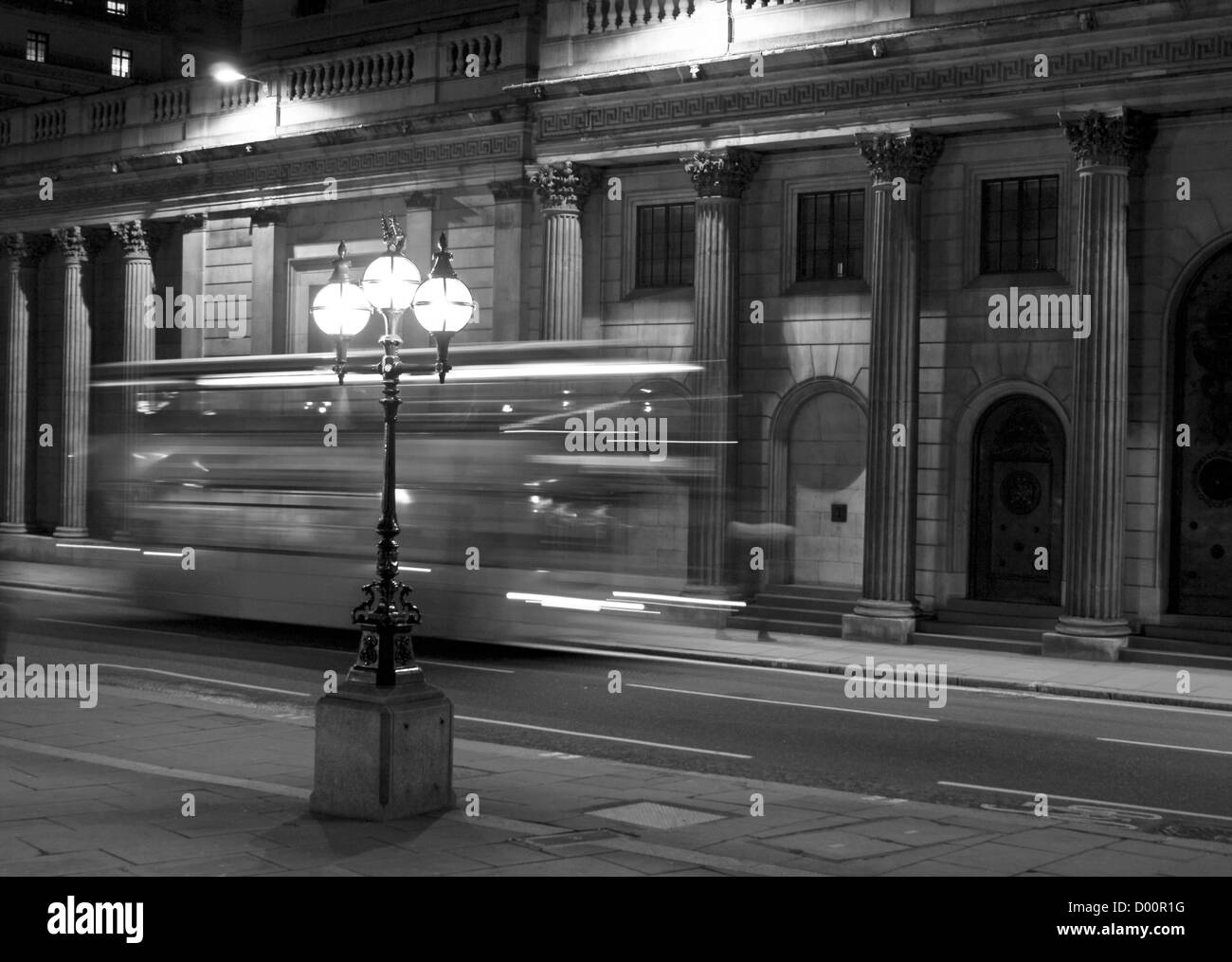 Hauptsitz der Bank of England in der Nacht, Zentralbank des Vereinigten Königreichs, Threadneedle Street, London, England, Vereinigtes Königreich Stockfoto