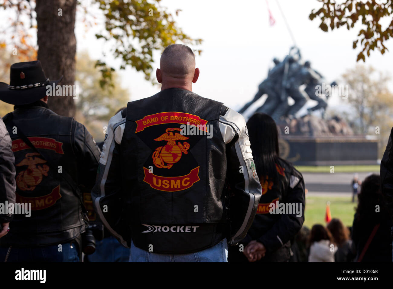 Band der Brüder USMC Motorradfahren Club-Insignien auf Jacke Stockfoto