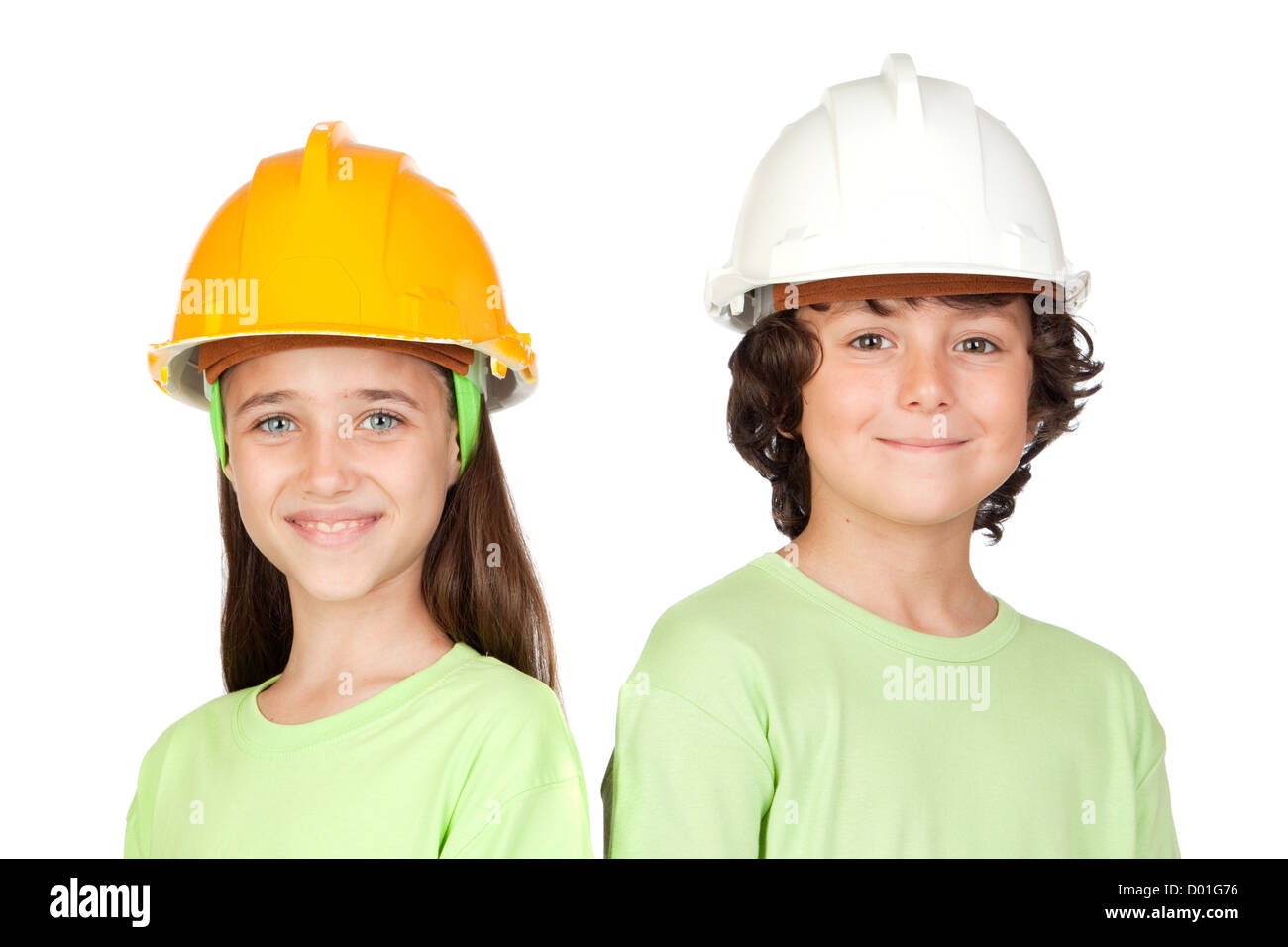 Paar Kinder mit Helm isoliert auf weißem Hintergrund Stockfoto