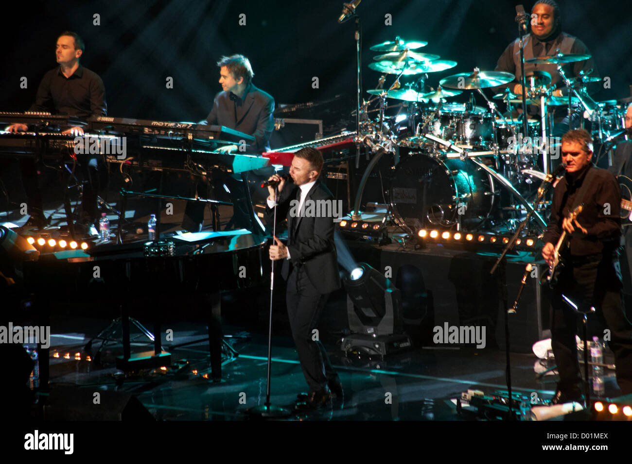 Bournemouth International Centre (BIC) Bournemouth, Dorset, Vereinigtes Königreich Dienstag, 13. November 2012. Nehmen Sie diesen Sänger und Richter „The X Factor“, Gary Barlow, beginnt die UK-Solo-Tour in Bournemouth; die erste einer Tour mit 17 Daten. Die Tickets für die meisten Termine waren nach dem Verkauf im Oktober innerhalb weniger Minuten ausverkauft. Stockfoto