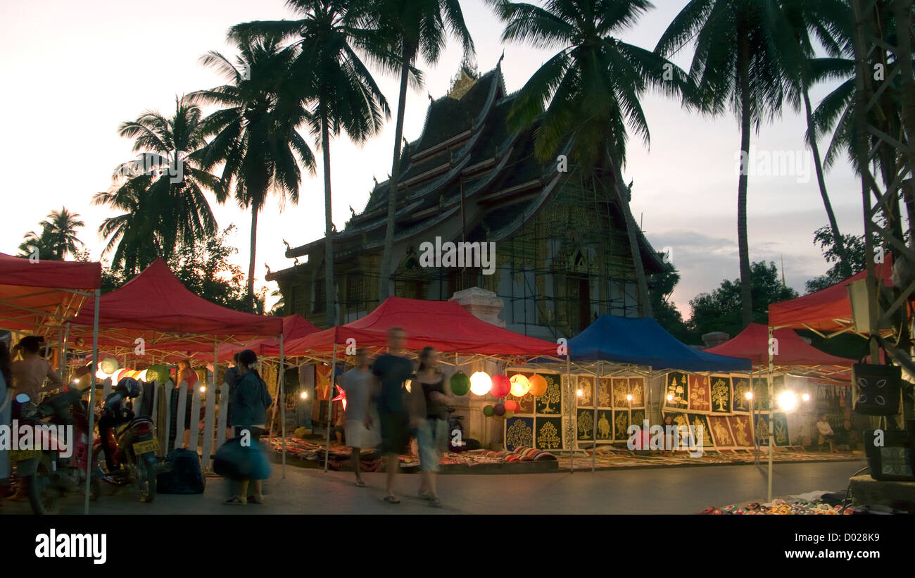 Nachtmarkt Altstadt Luang Prabang Laos PDR Stockfoto