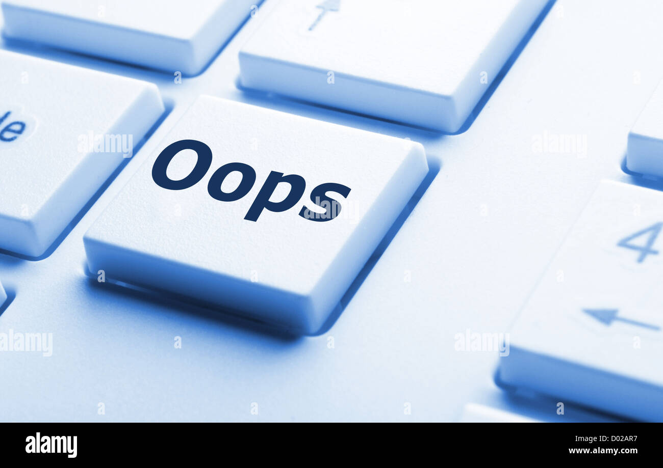 Oops-Taste am Computer Tastatur zeigt Fehler Konzept Stockfoto