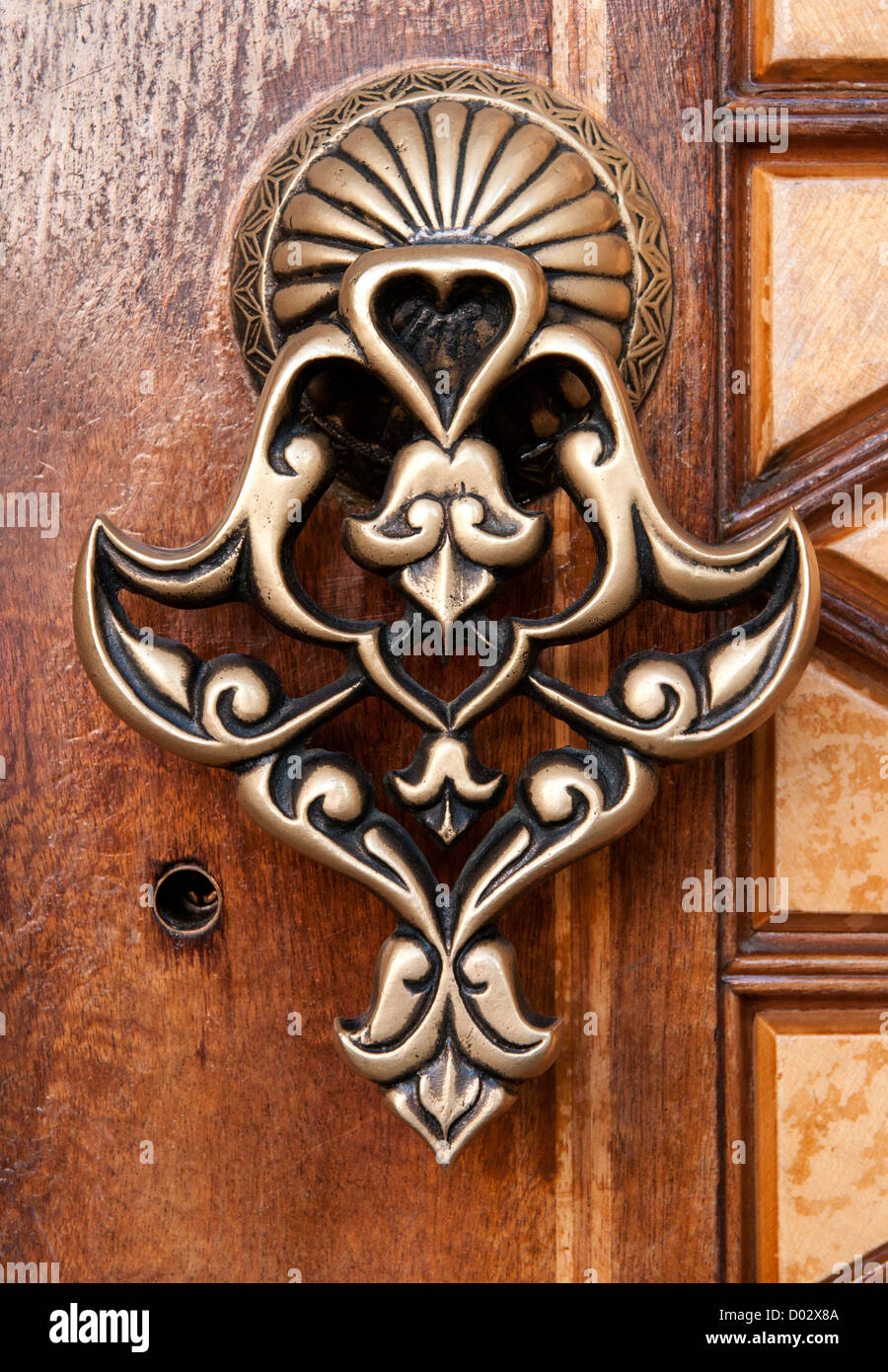 Haupteingang Türen auf der Firuz Aga-Moschee, Sultanahmet, Istanbul, Türkei Stockfoto